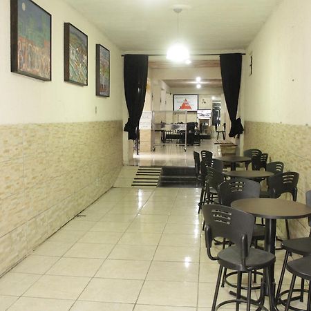 Inconfidente Mineiro Hostel เบโลโอรีซอนชี ภายนอก รูปภาพ